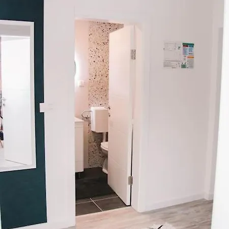 White Апартаменты *